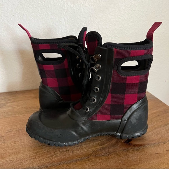 Bogs Sidney Lace Plaid Bog Red Black Boots Size 1 - Picture 8 of 17